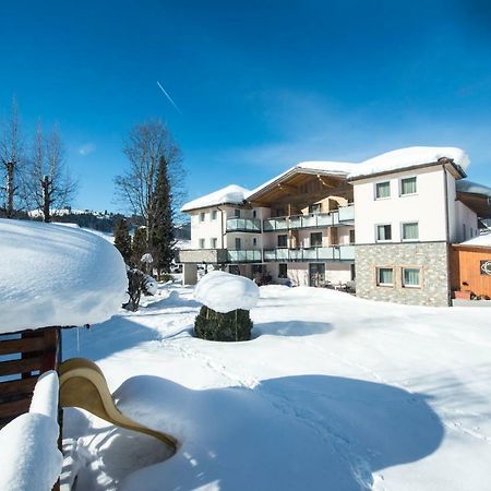 Aparthotel Kristall Altenmarkt im Pongau Bagian luar foto