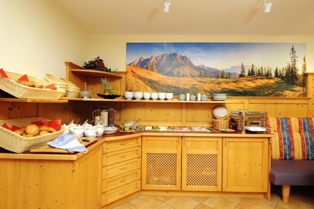 Aparthotel Kristall Altenmarkt im Pongau Bagian luar foto