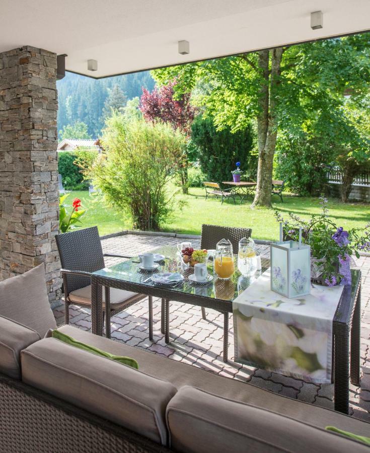 Aparthotel Kristall Altenmarkt im Pongau Bagian luar foto